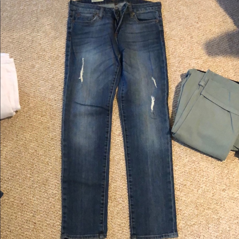 Barely worn KUT Catherine boyfriend jeans